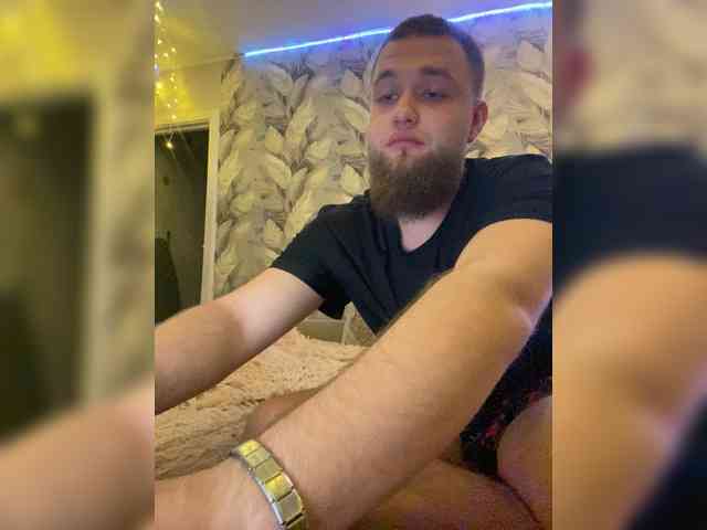 WildLoversOne Live Webcam on {site_name}