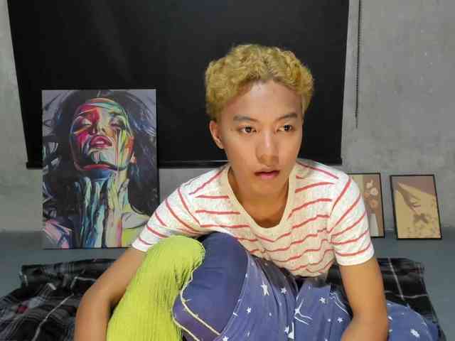 UrBigFatAsianCock Live Webcam on BongaCams