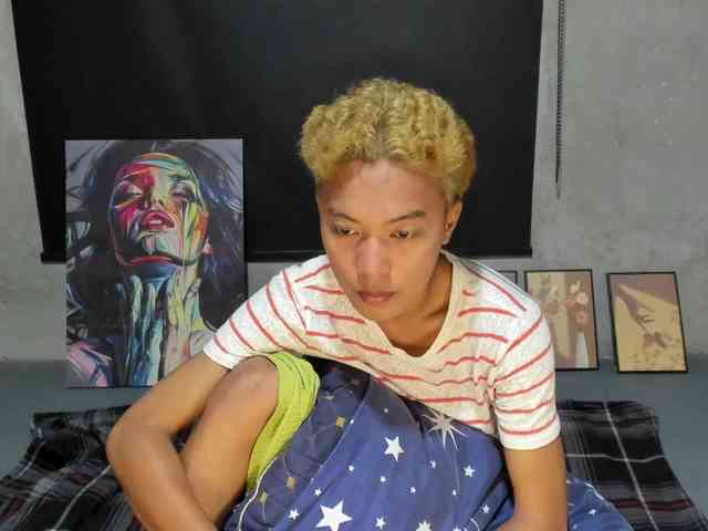 UrBigFatAsianCock UrBigFatAsianCock