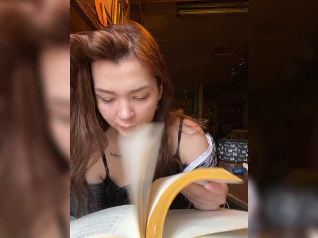 Lumarose's BongaCams show and profile