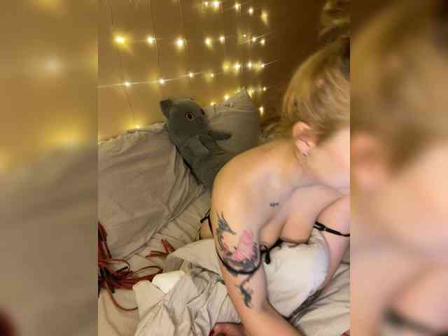 Lumarose Live Webcam on BongaCams