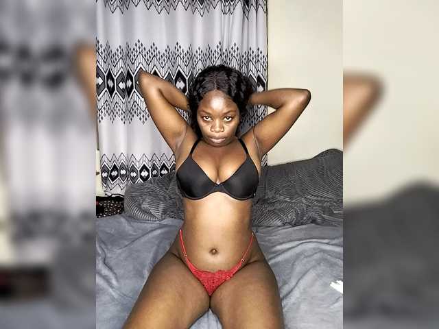 latiffa-lina – webcam model profile photo