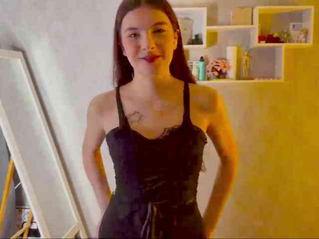 JacqulineHiltebeitel webcam