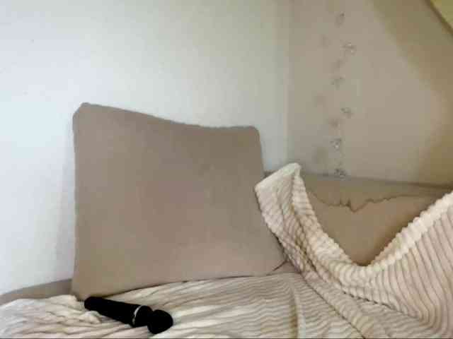 CristieHas CristieHas