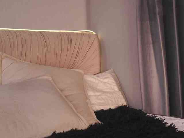 flirt chatroom CristieHas