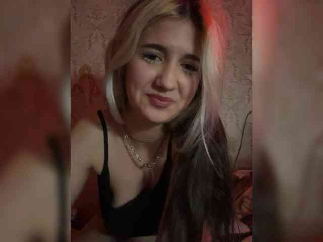 karinka-hot007 webcam