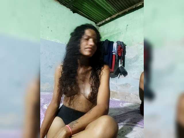 Activoz – webcam model profile photo