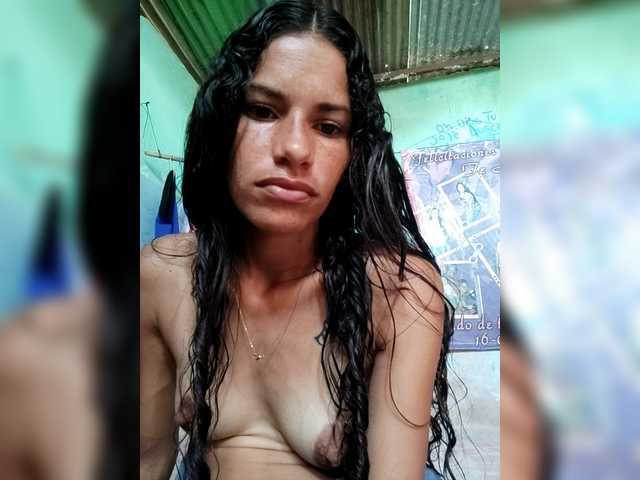 Activoz's BongaCams show and profile