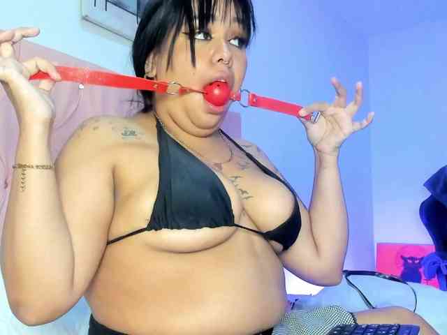 DirtyCoupleHotXXX webcam