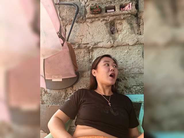 Sweetnikkie's BongaCams show and profile