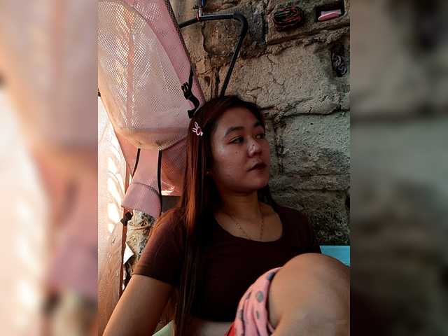 Sweetnikkie's BongaCams show and profile