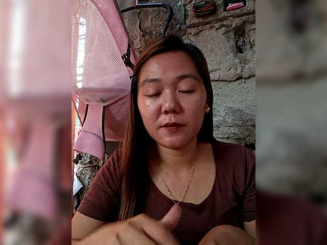 Sweetnikkie's BongaCams show and profile