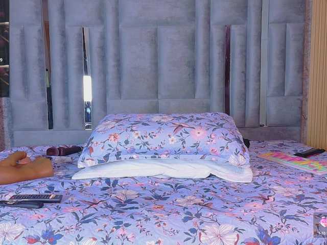 missfoster's BongaCams show and profile