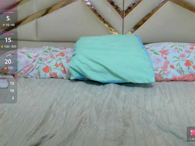 missfoster's BongaCams show and profile