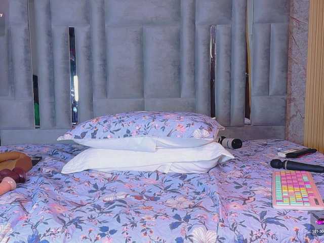 missfoster's BongaCams show and profile