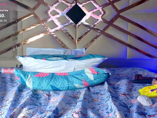 missfoster's BongaCams show and profile