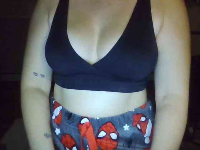 naughtybaby71921 webcam