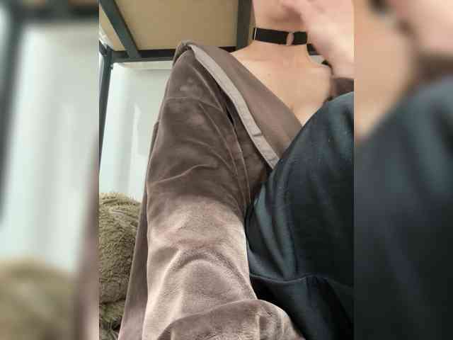 ZzzMonika Live Webcam on BongaCams