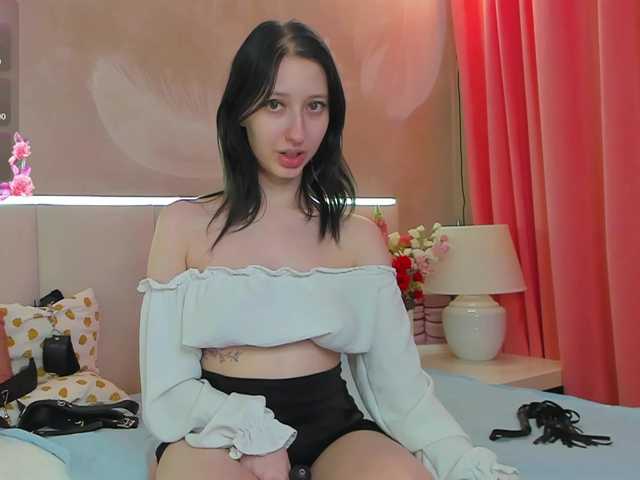 BlairWood's BongaCams show and profile