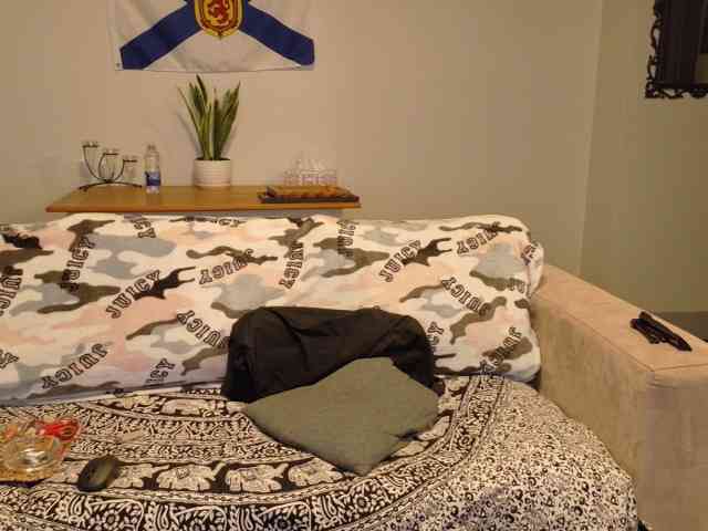 TemptationNHeat webcam