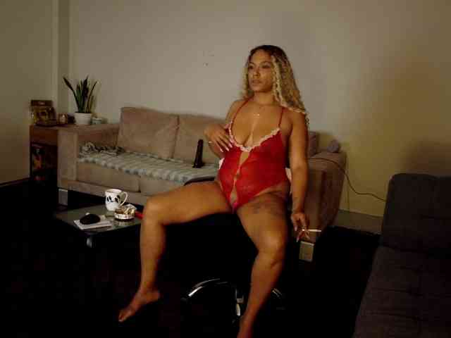 TemptationNHeat webcam