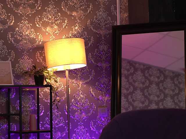  RavenBelrose chat room