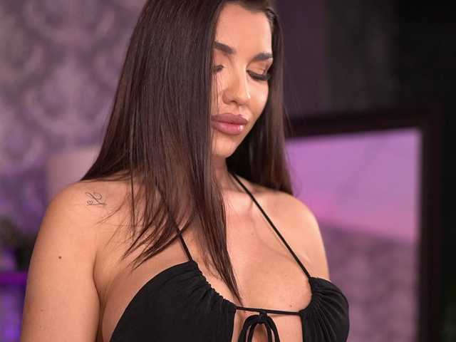  RavenBelrose chat room