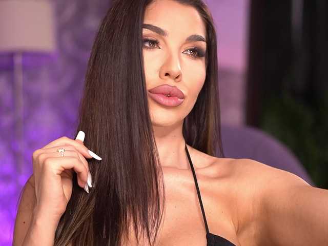  RavenBelrose chat room