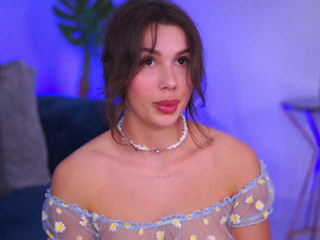 KarinaKokhana's BongaCams show and profile