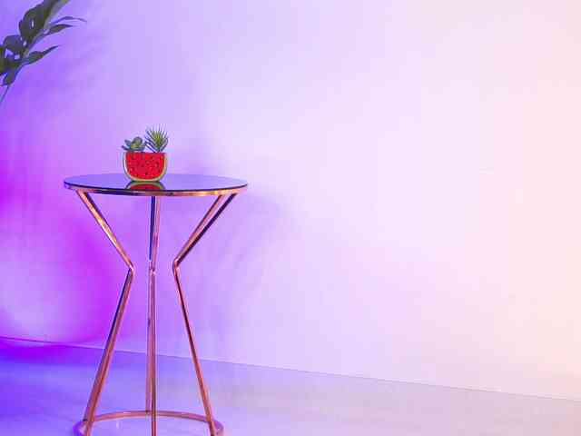 voyeur upskirt KarinaKokhana