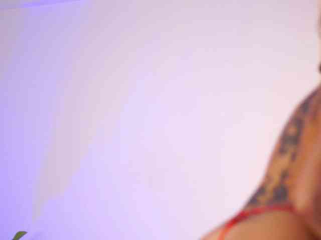 KarinaKokhana webcam