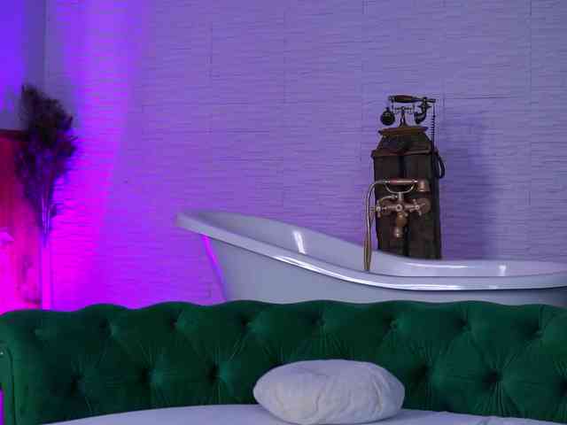 KarinaKokhana KarinaKokhana