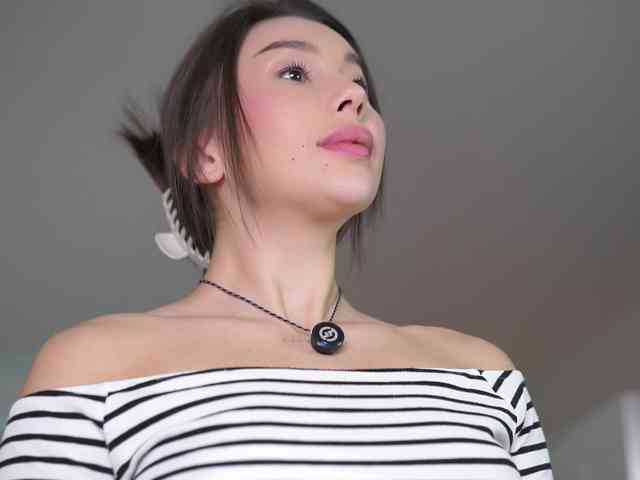 KarinaKokhana webcam