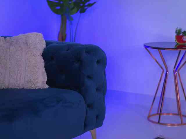 KarinaKokhana Live Webcam on BongaCams