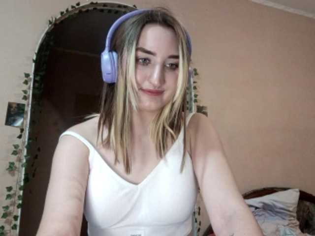  SeptemberRoutzen chat room