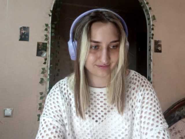  SeptemberRoutzen chat room