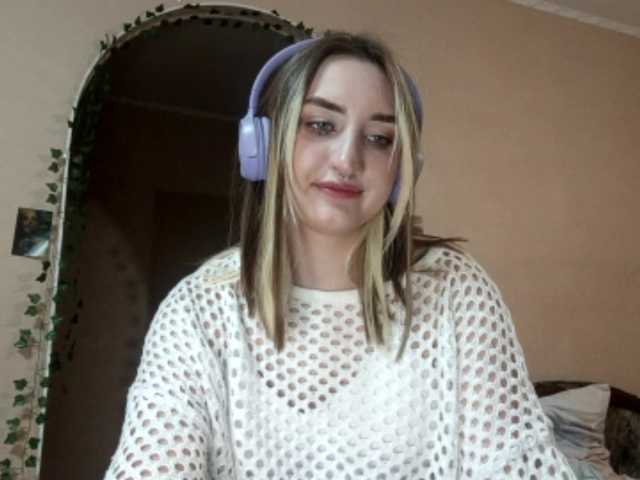  SeptemberRoutzen chat room