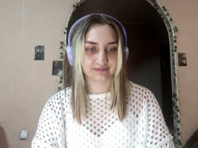  SeptemberRoutzen chat room