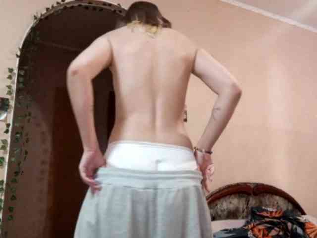 SeptemberRoutzen Live Webcam on BongaCams