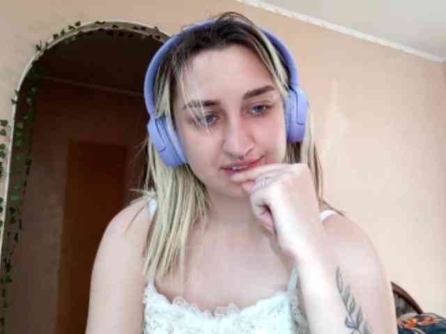 SeptemberRoutzen Live Webcam on {site_name}