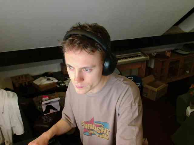 tomtimon11a tomtimon11a