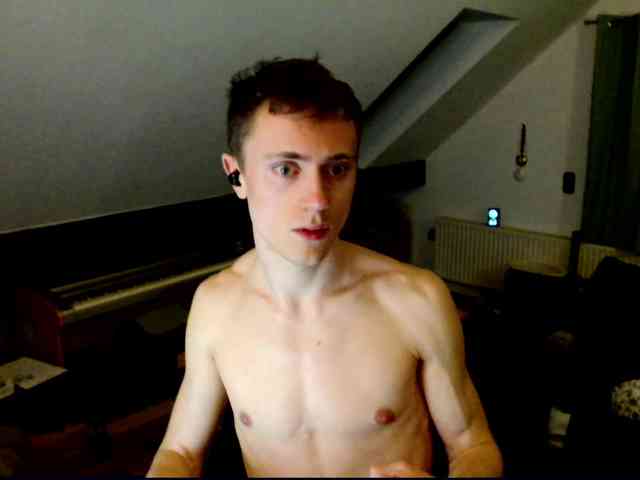 tomtimon11a tomtimon11a