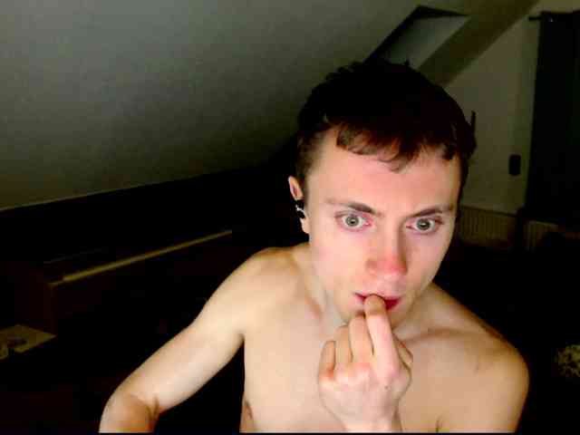 tomtimon11a tomtimon11a