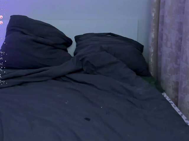 Ellensoftt's BongaCams show and profile