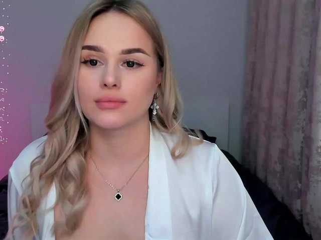 EllenSoftt – webcam model profile photo