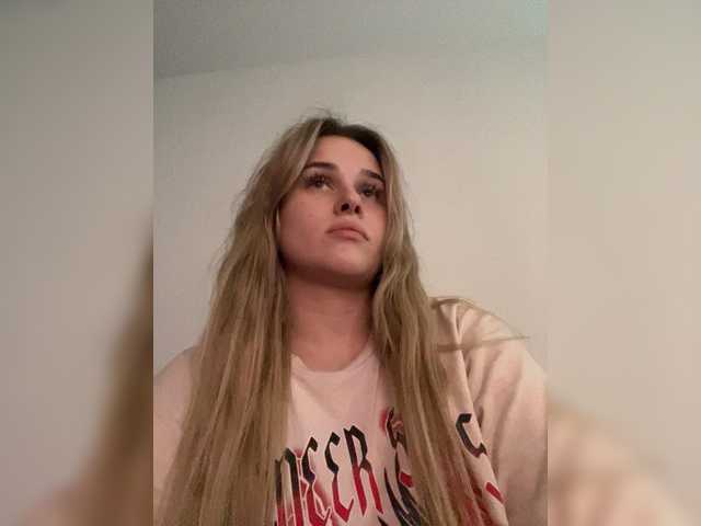 EllenSoftt's Thumb Image