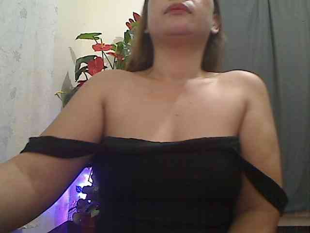 mamajhaxx01 webcam