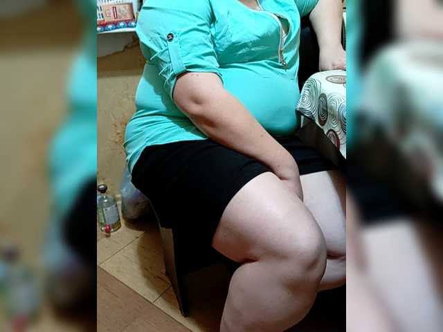 Klybnichka5 – webcam model profile photo