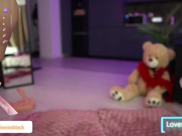 NaomyBlackBarbie's BongaCams show and profile