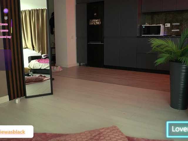 NaomyBlackBarbie live room